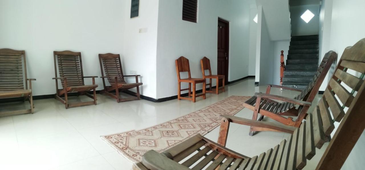Hotel White Baby Hikkaduwa Exterior foto